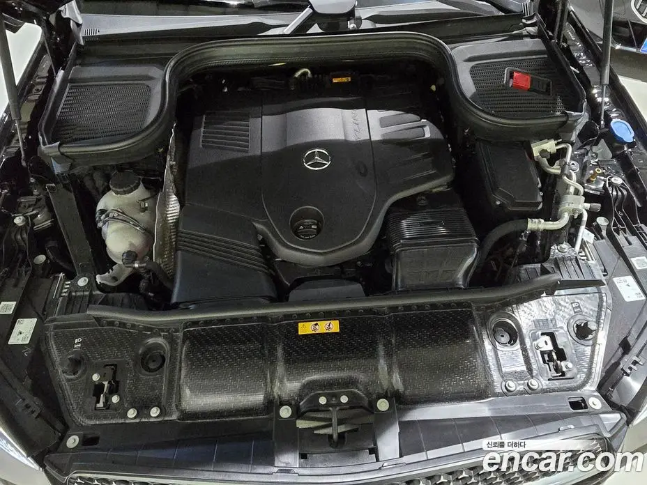 Mercedes-Benz GLE-Class 2023 3.0 автомат (гидро), фото 16