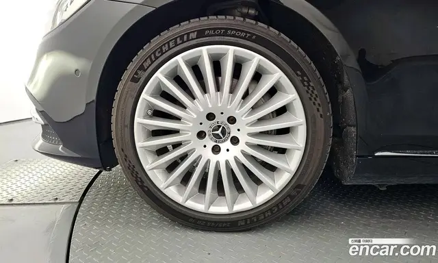 Mercedes-Benz S-Class 2019 3.0 автомат (гидро), миниатюра 5 Mercedes-Benz S-Class 2019 3.0 автомат (гидро), миниатюра 5