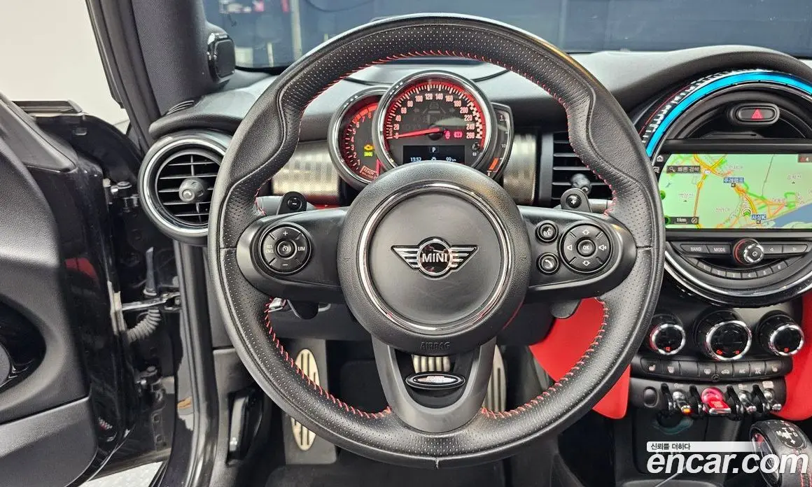 Mini Cooper 2019 2.0 автомат (гидро), фото 13