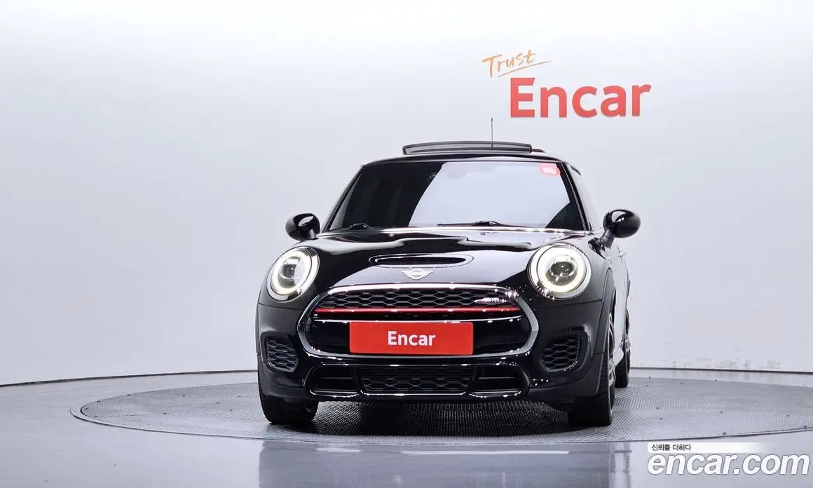Mini Cooper 2019 2.0 автомат (гидро), фото 3