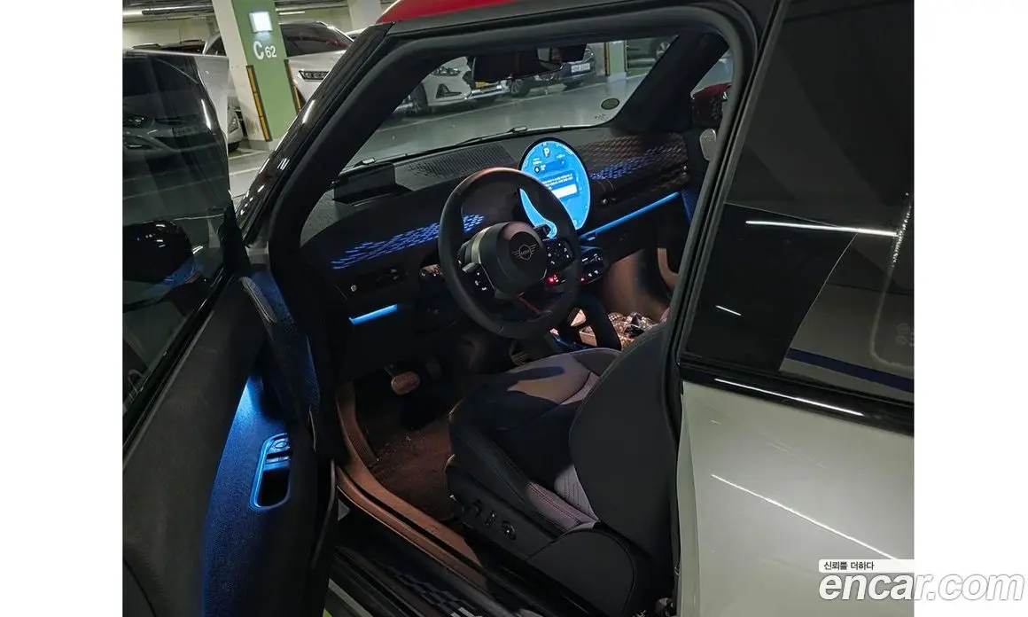 Mini Cooper 2025 автомат (гидро), фото 6