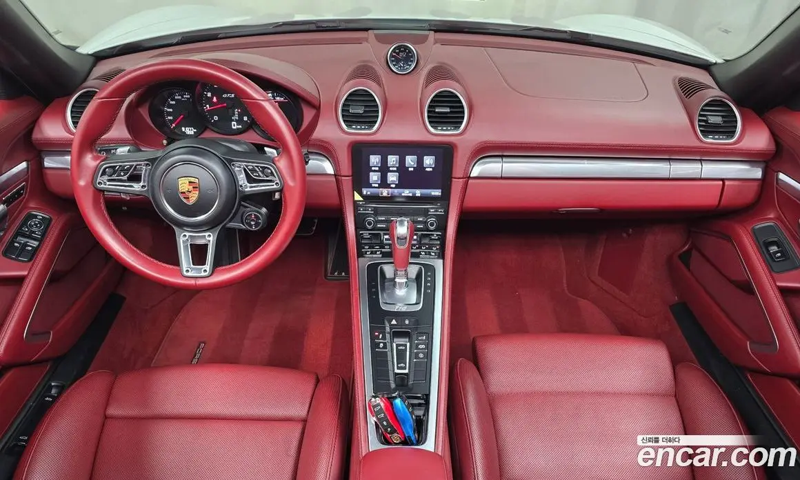 Porsche 718 2018 2.5 автомат (гидро), фото 7 Porsche 718 2018 2.5 автомат (гидро), фото 7