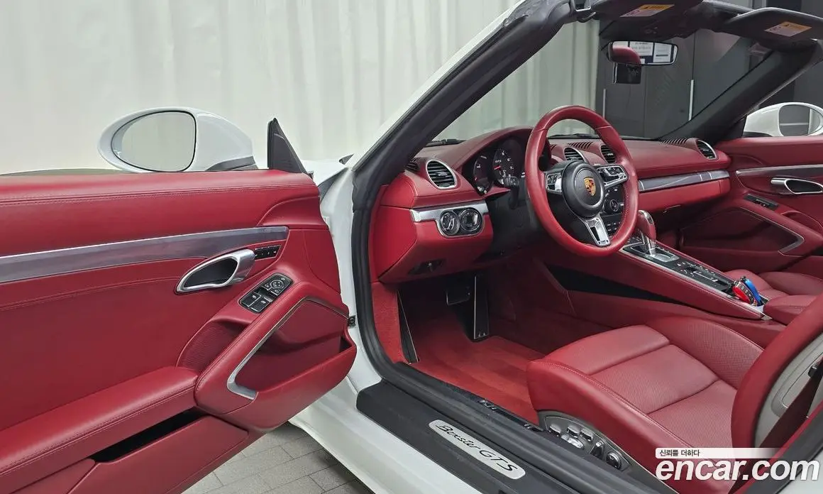 Porsche 718 2018 2.5 автомат (гидро), фото 10 Porsche 718 2018 2.5 автомат (гидро), фото 10