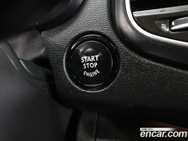 Renault (Samsung) SM6 2016 2.0 автомат (гидро), миниатюра 6 Renault (Samsung) SM6 2016 2.0 автомат (гидро), миниатюра 6