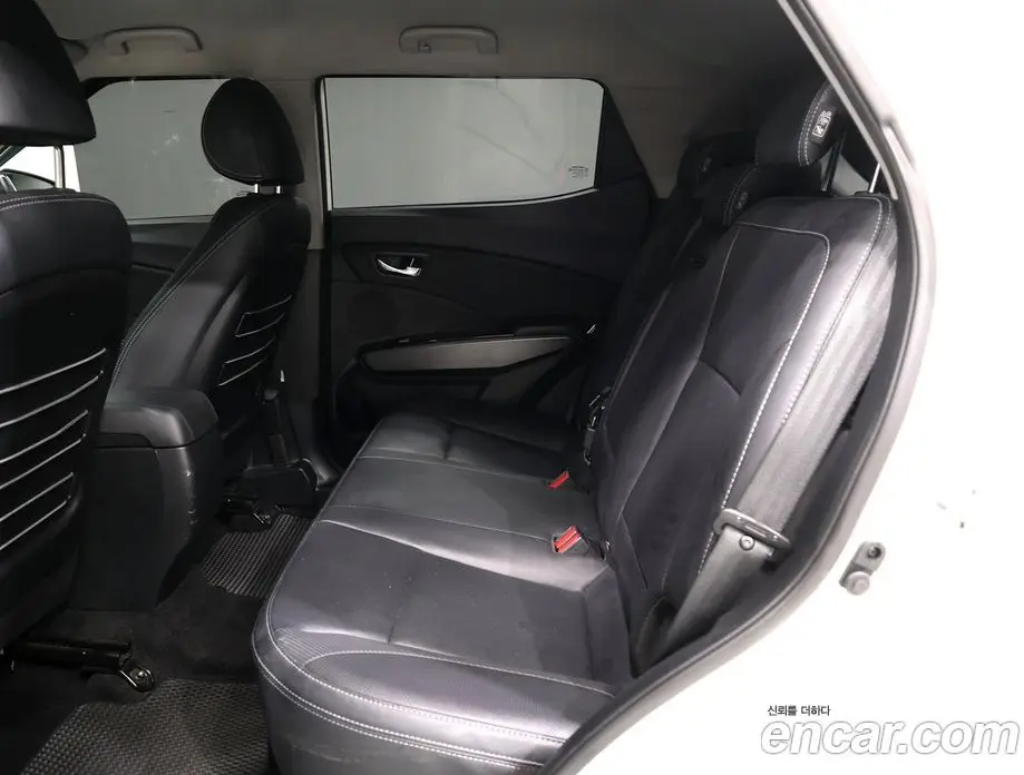 SsangYong TIBOLI 2017 1.6 автомат (гидро), фото 16