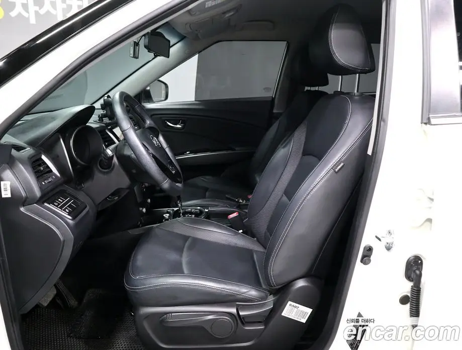 SsangYong TIBOLI 2017 1.6 автомат (гидро), фото 17
