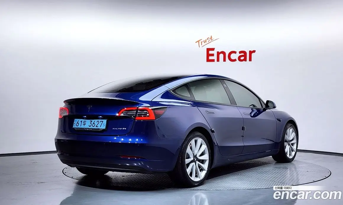 Tesla Model 3 2020 0.2 автомат (гидро), фото 2 Tesla Model 3 2020 0.2 автомат (гидро), фото 2