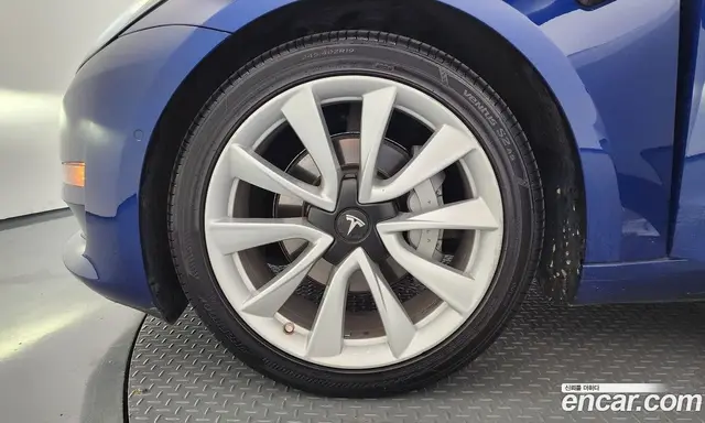 Tesla Model 3 2020 0.2 автомат (гидро), миниатюра 5 Tesla Model 3 2020 0.2 автомат (гидро), миниатюра 5