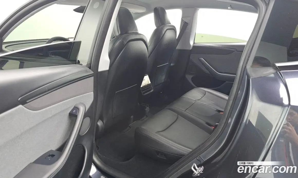 Tesla Model Y 2025 1.0 автомат (гидро), фото 11 Tesla Model Y 2025 1.0 автомат (гидро), фото 11