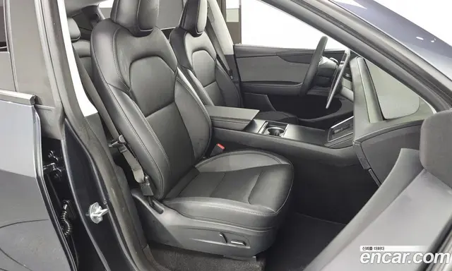 Tesla Model Y 2025 1.0 автомат (гидро), миниатюра 12