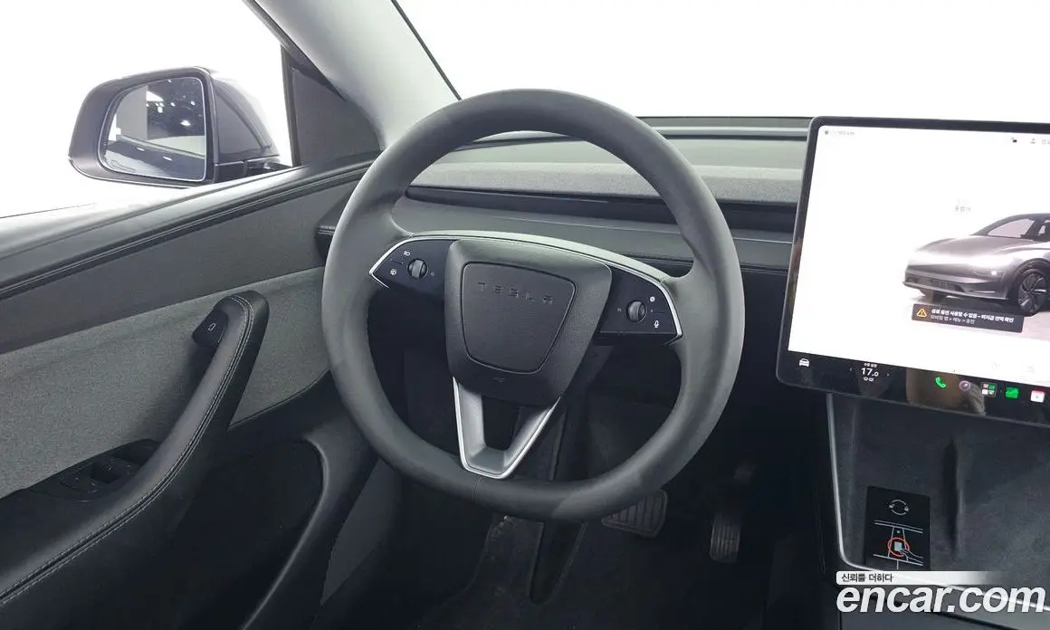Tesla Model Y 2025 1.0 автомат (гидро), фото 13 Tesla Model Y 2025 1.0 автомат (гидро), фото 13