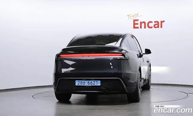 Tesla Model Y 2025 1.0 автомат (гидро), миниатюра 4 Tesla Model Y 2025 1.0 автомат (гидро), миниатюра 4