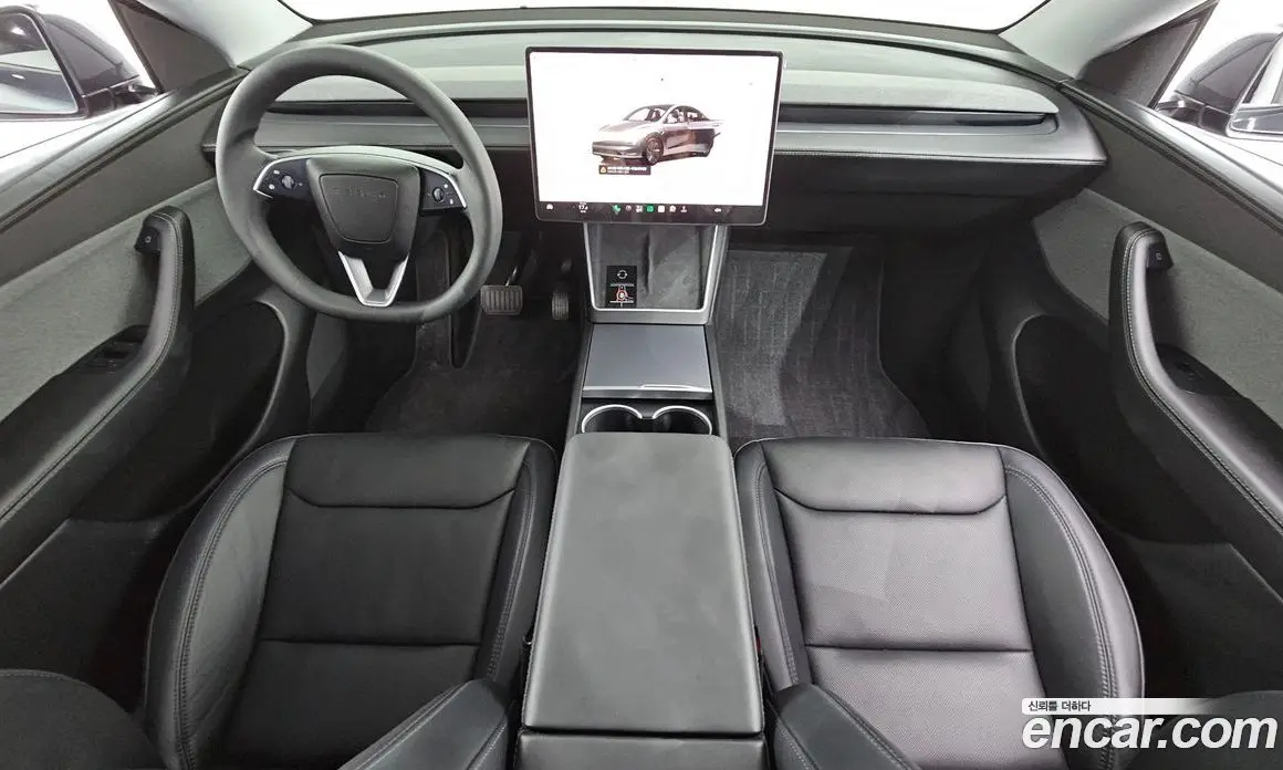 Tesla Model Y 2025 1.0 автомат (гидро), фото 7 Tesla Model Y 2025 1.0 автомат (гидро), фото 7
