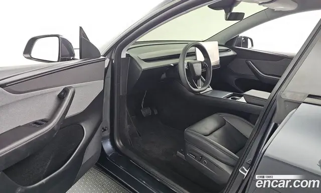 Tesla Model Y 2025 1.0 автомат (гидро), миниатюра 10 Tesla Model Y 2025 1.0 автомат (гидро), миниатюра 10