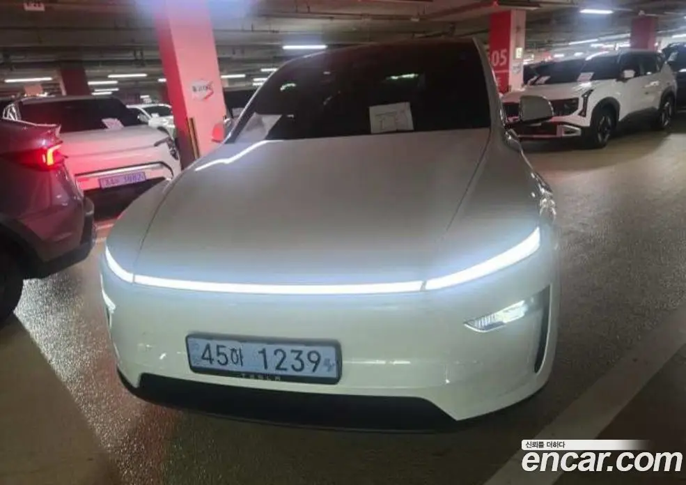 Tesla Model Y 2026 1.0 автомат (гидро), фото 14 Tesla Model Y 2026 1.0 автомат (гидро), фото 14
