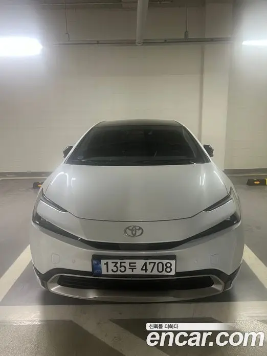 Toyota Prius 2024 2.0 автомат (гидро), миниатюра 3