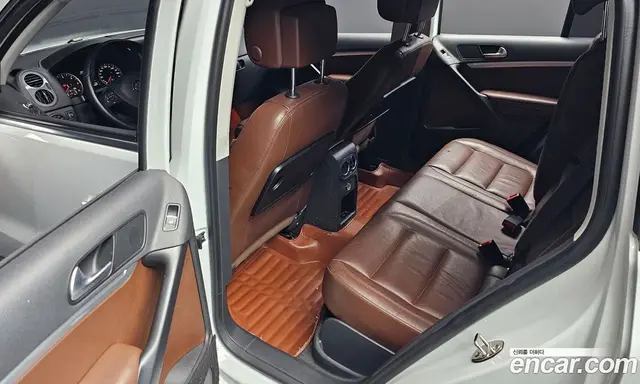 Volkswagen Tiguan 2015 2.0 автомат (гидро), миниатюра 12