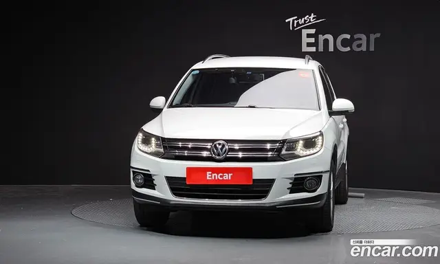 Volkswagen Tiguan 2015 2.0 автомат (гидро), миниатюра 3 Volkswagen Tiguan 2015 2.0 автомат (гидро), миниатюра 3