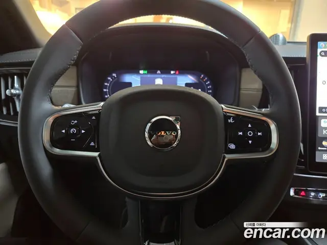 Volvo S90 2026 2.0 автомат (гидро), миниатюра 12
