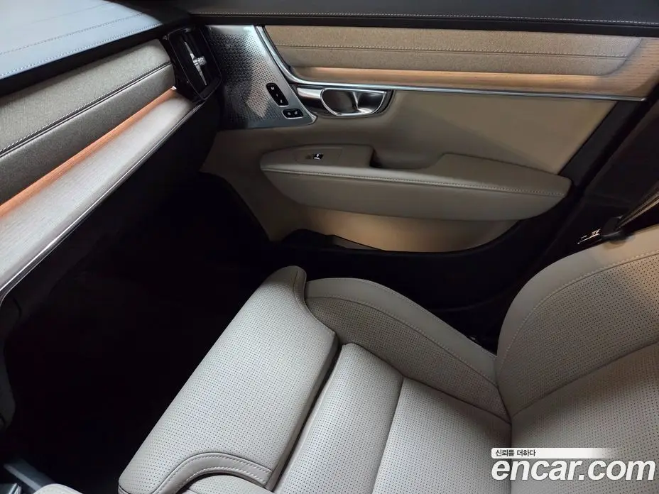 Volvo S90 2026 2.0 автомат (гидро), фото 13 Volvo S90 2026 2.0 автомат (гидро), фото 13
