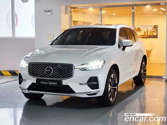 Volvo XC60, 2025, 7 120 км