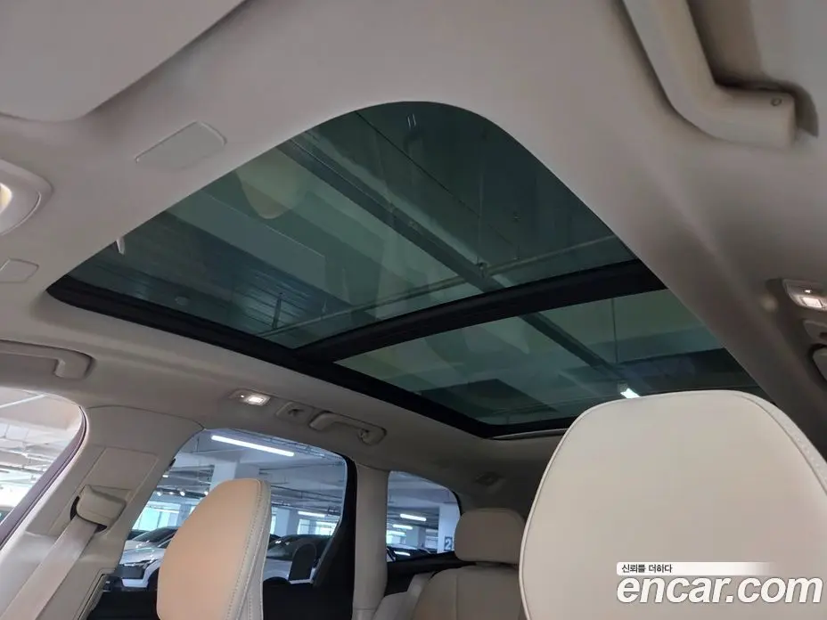 Volvo XC60 2025 2.0 автомат (гидро), фото 17