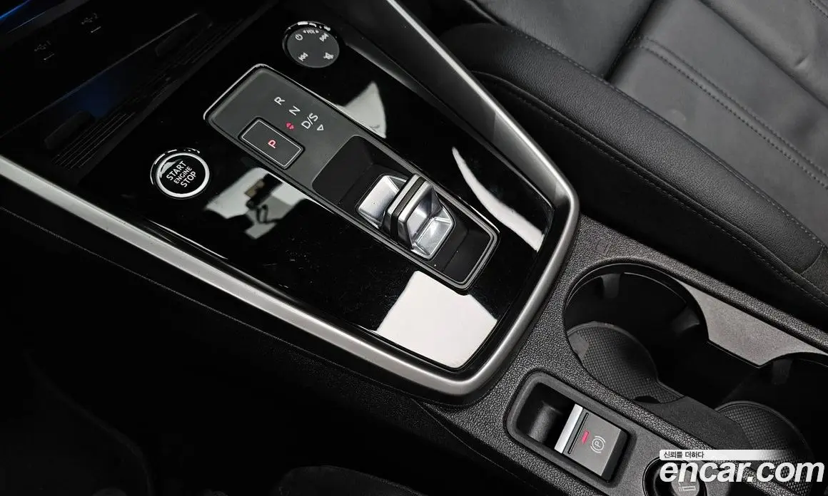 Audi A3 2022 2.0 автомат (гидро), фото 9 Audi A3 2022 2.0 автомат (гидро), фото 9
