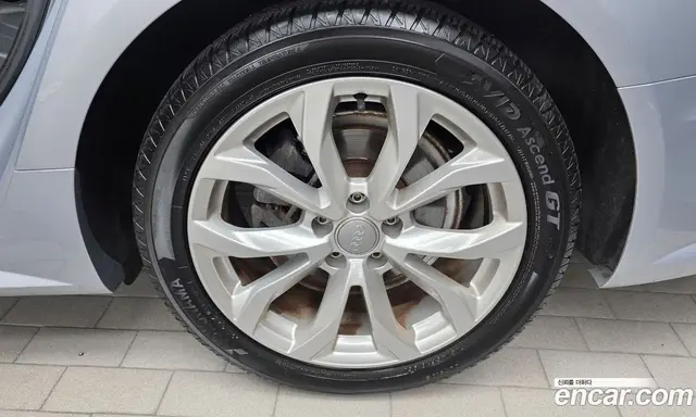 Audi A6 2018 2.0 автомат (гидро), миниатюра 5