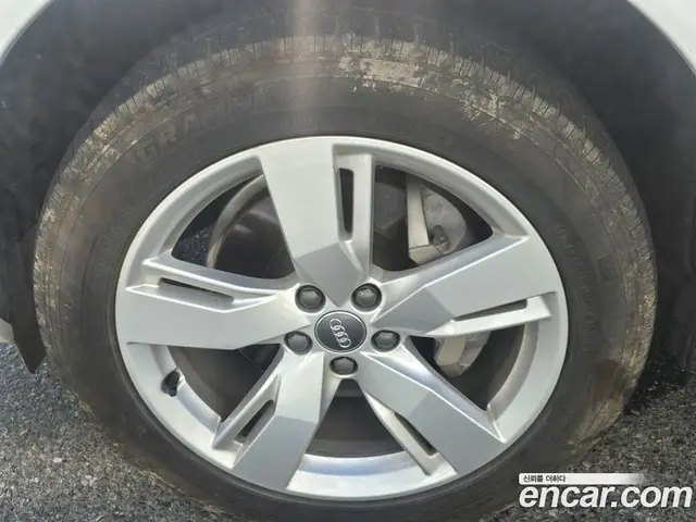 Audi Q5 2020 2.0 автомат (гидро), миниатюра 6