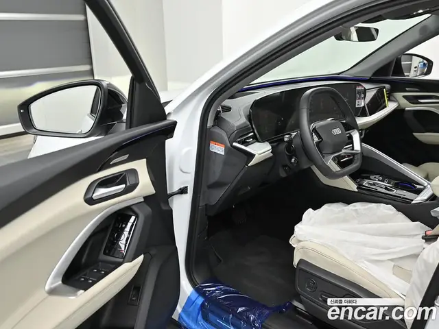 Audi Q5 2025 2.0 автомат (гидро), миниатюра 12