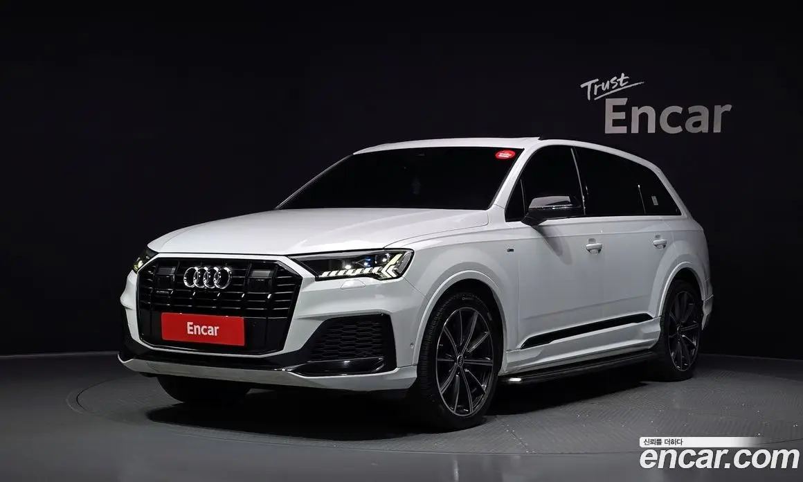 Audi Q7 2021 3.0 автомат (гидро), фото 1 Audi Q7 2021 3.0 автомат (гидро), фото 1