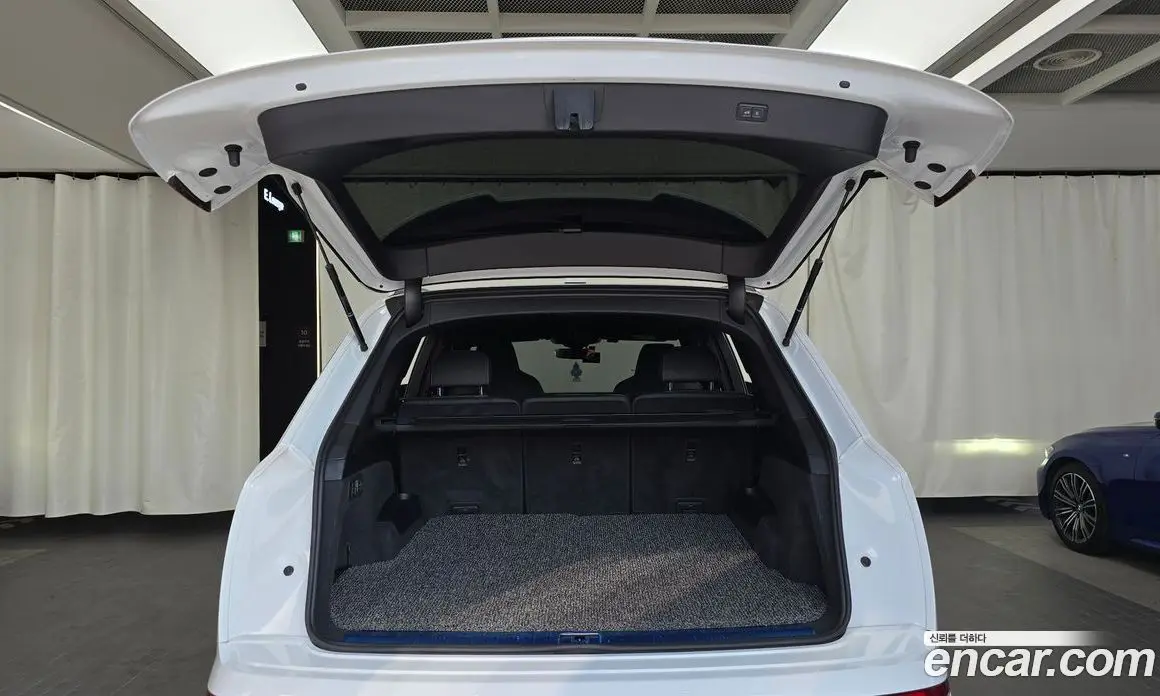 Audi Q7 2021 3.0 автомат (гидро), фото 20 Audi Q7 2021 3.0 автомат (гидро), фото 20