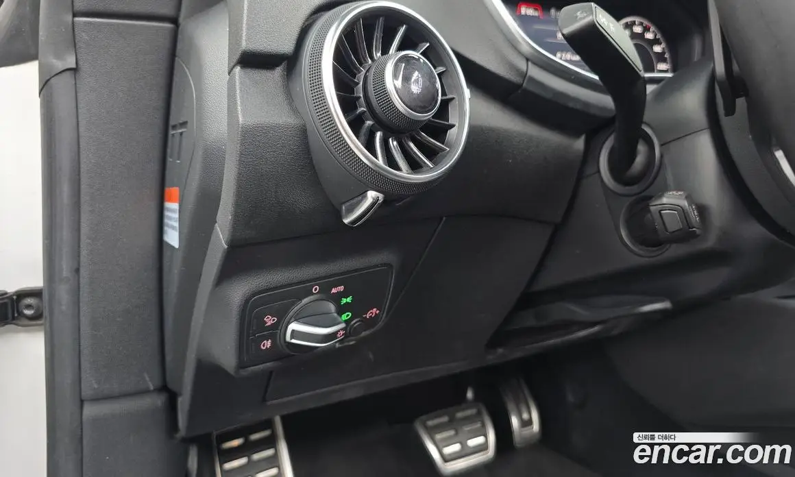 Audi TT 2015 2.0 автомат (гидро), фото 16