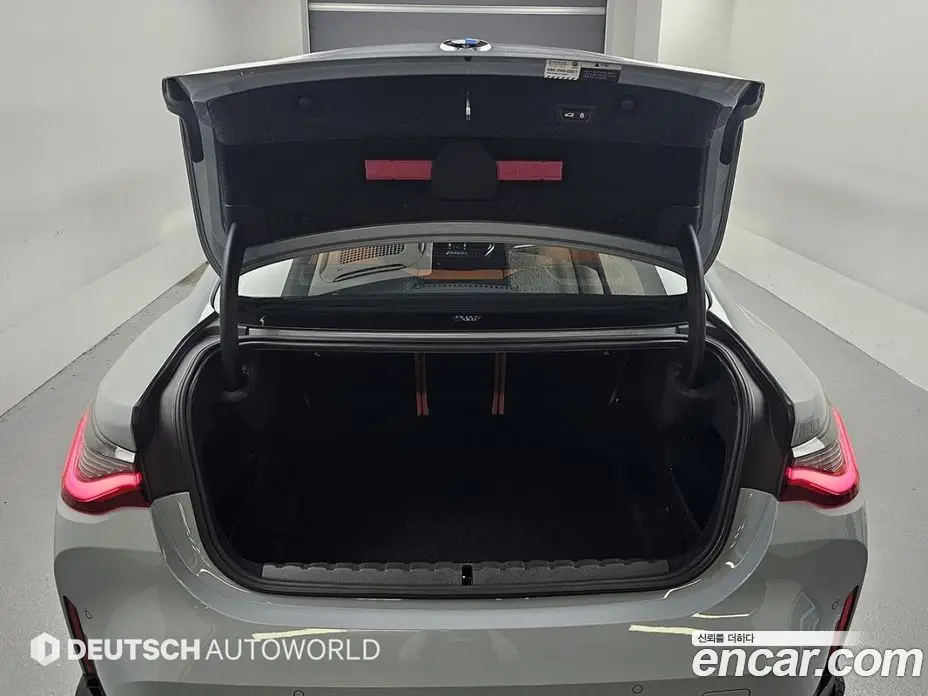 BMW M4 2021 3.0 автомат (гидро), фото 20 BMW M4 2021 3.0 автомат (гидро), фото 20