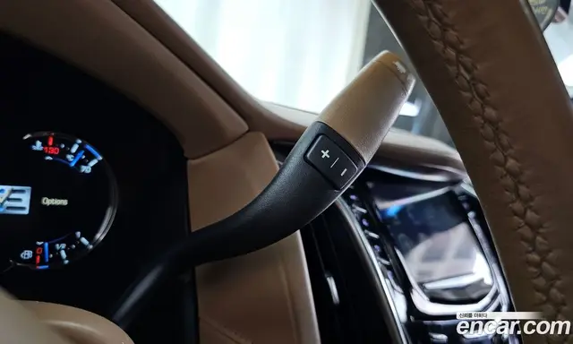 Cadillac Escalade 2017 6.2 автомат (гидро), миниатюра 9