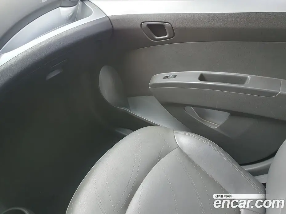 Chevrolet Spark 2014 1.0 автомат (гидро), фото 15