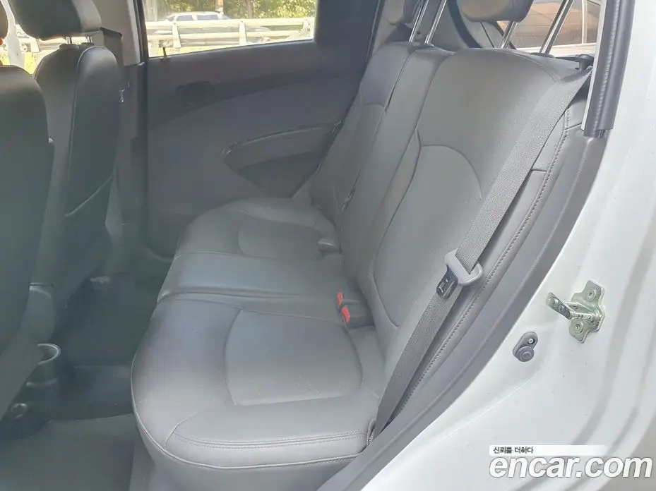 Chevrolet Spark 2014 1.0 автомат (гидро), фото 10
