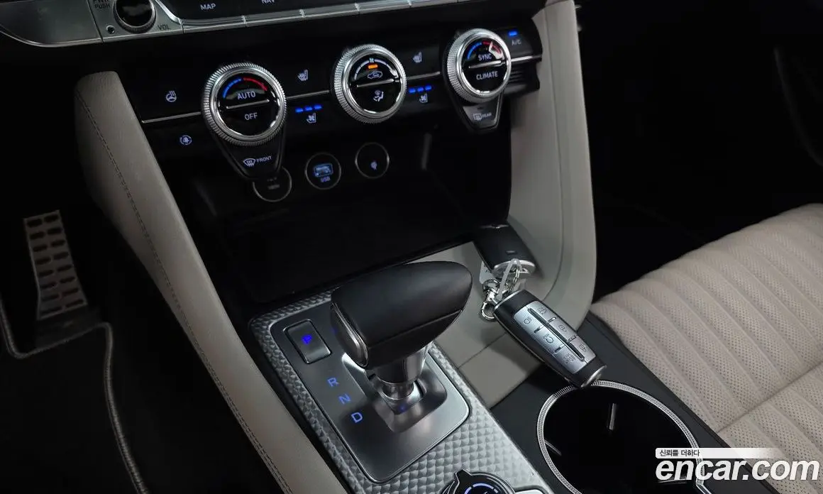 Genesis G70 2022 3.3 автомат (гидро), фото 9