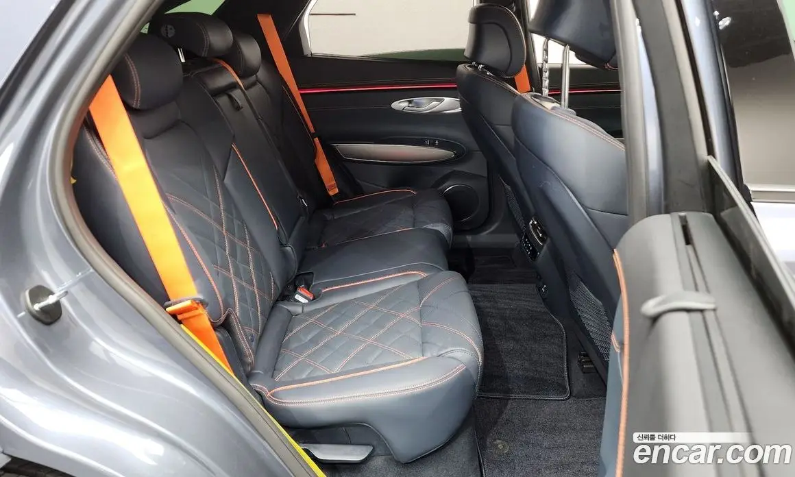 Genesis GV70 2026 2.5 автомат (гидро), фото 12