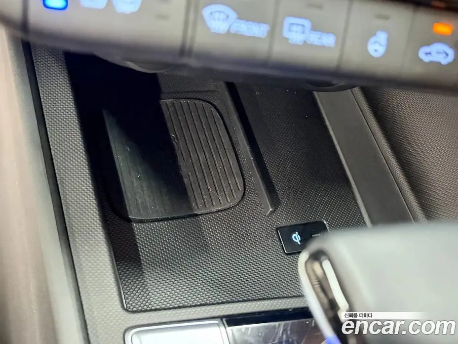 Hyundai Avante 2024 1.6 автомат (гидро), фото 11