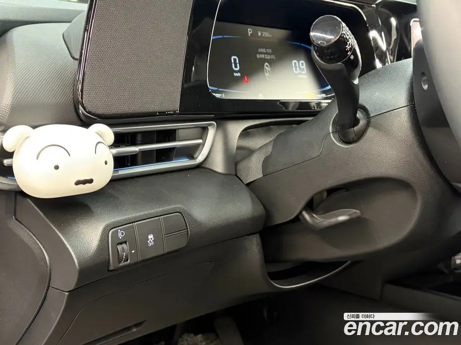 Hyundai Avante 2024 1.6 автомат (гидро), фото 13