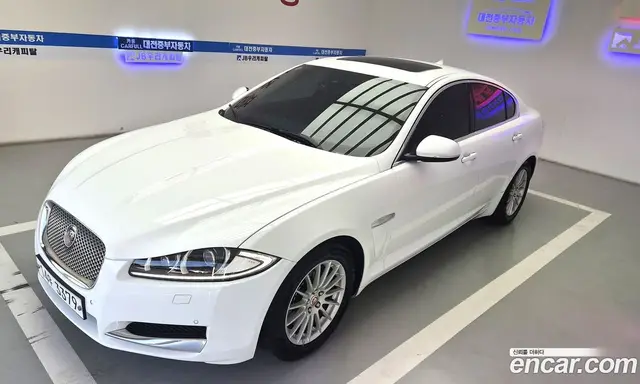 Jaguar XF 2014 2.2 автомат (гидро), миниатюра 12