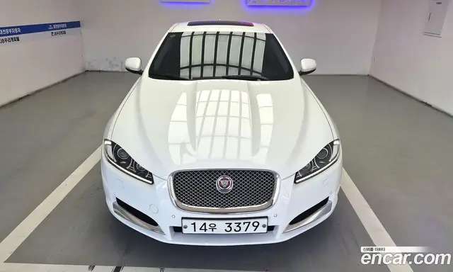 Jaguar XF 2014 2.2 автомат (гидро), миниатюра 10