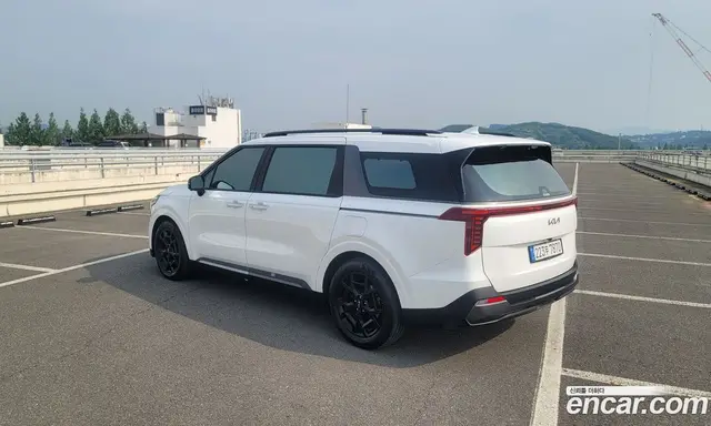 Kia Carnival 2025 2.2 автомат (гидро), миниатюра 2 Kia Carnival 2025 2.2 автомат (гидро), миниатюра 2