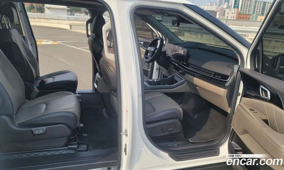 Kia Carnival 2025 2.2 автомат (гидро), фото 14 Kia Carnival 2025 2.2 автомат (гидро), фото 14