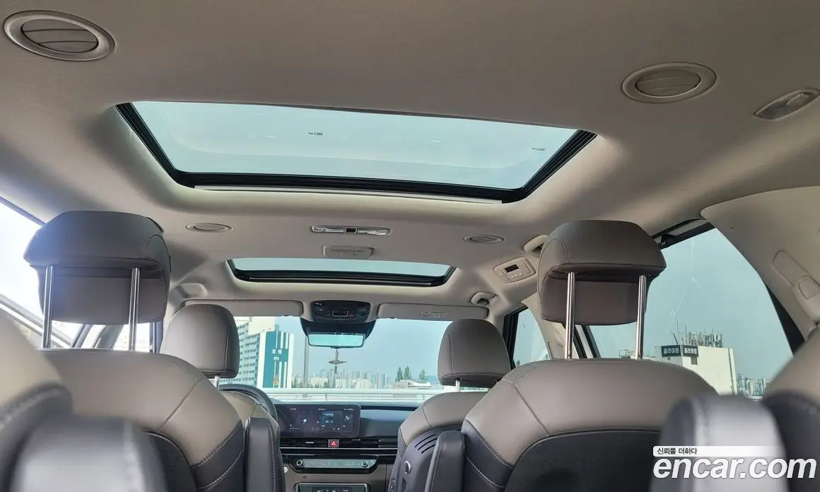 Kia Carnival 2025 2.2 автомат (гидро), фото 15 Kia Carnival 2025 2.2 автомат (гидро), фото 15