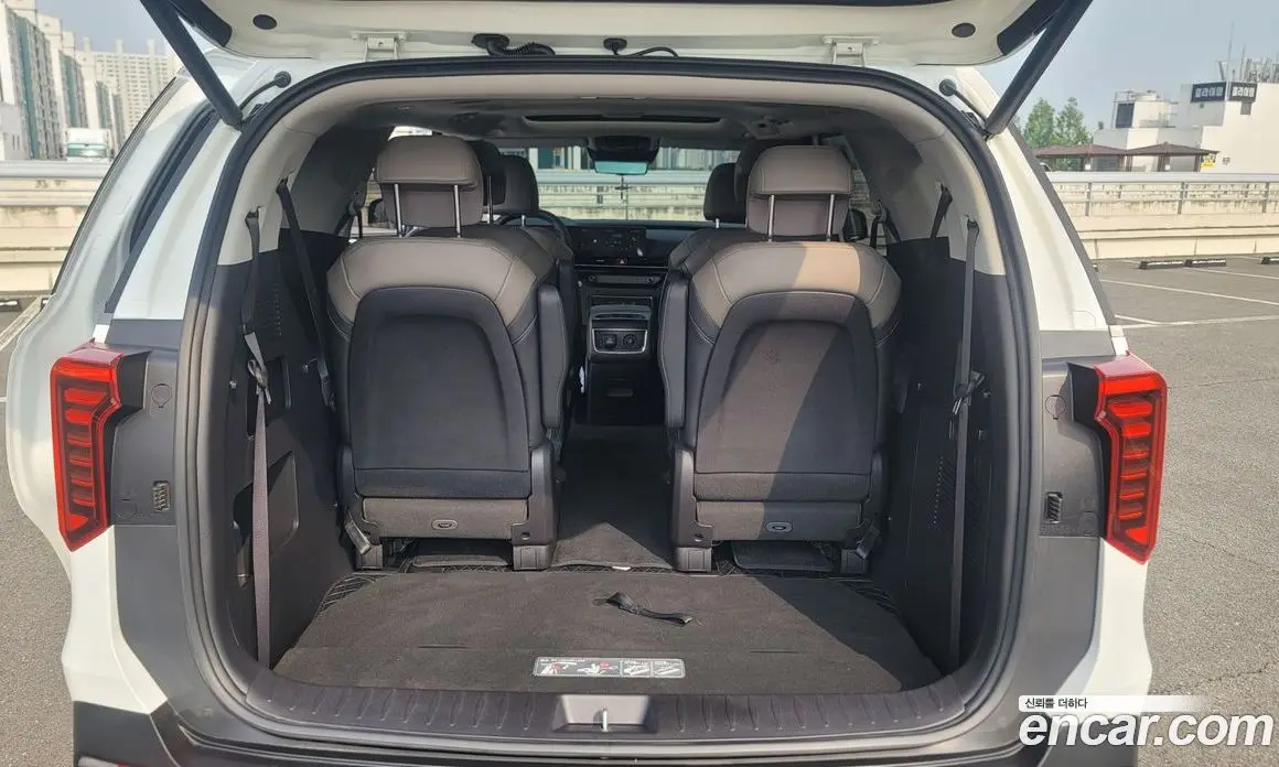 Kia Carnival 2025 2.2 автомат (гидро), фото 16 Kia Carnival 2025 2.2 автомат (гидро), фото 16