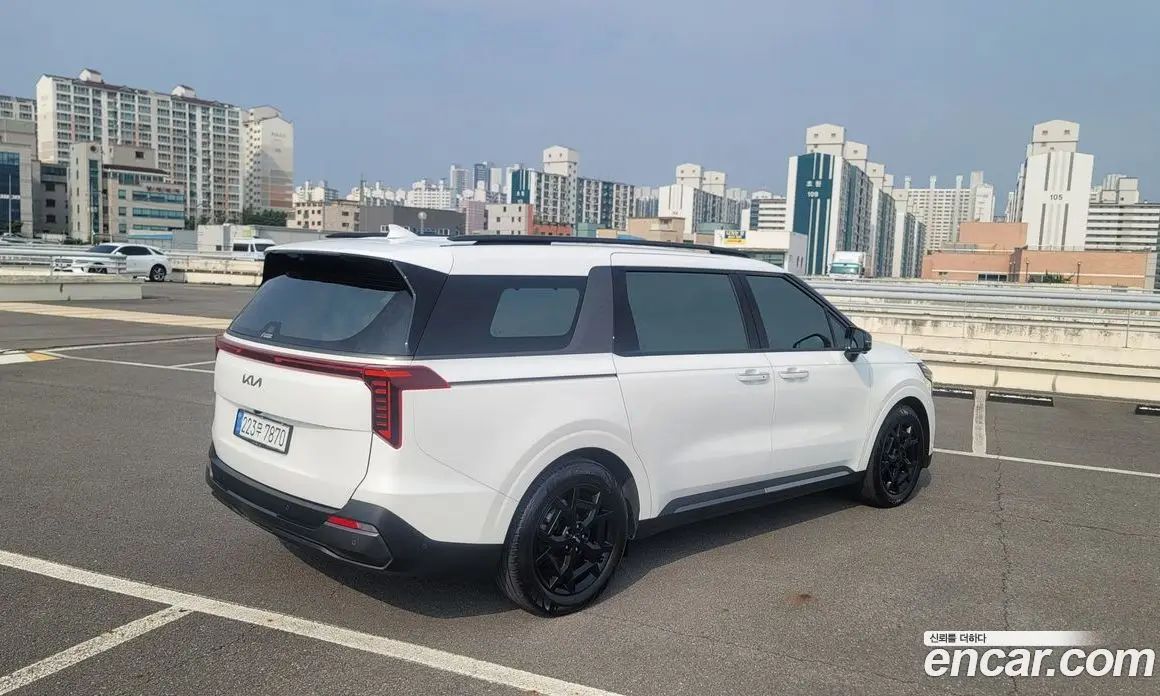 Kia Carnival 2025 2.2 автомат (гидро), фото 3 Kia Carnival 2025 2.2 автомат (гидро), фото 3