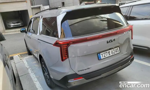 Kia Carnival 2026 1.6 автомат (гидро), миниатюра 3 Kia Carnival 2026 1.6 автомат (гидро), миниатюра 3