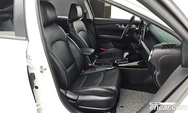 Kia K3 2024 1.6 автомат (гидро), миниатюра 12